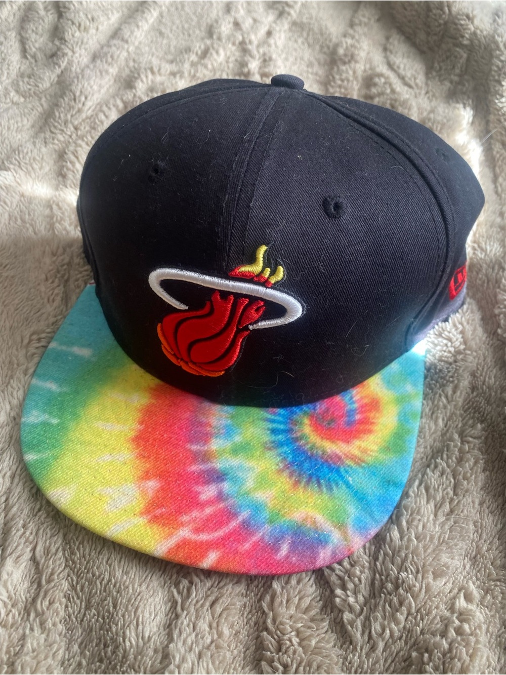 New Era Black Miami Heat Hat with Rainbow Tie-Dye Brim
